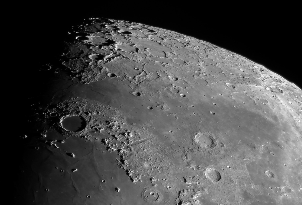 Mond - Mare Imbrium mit Alpental_1